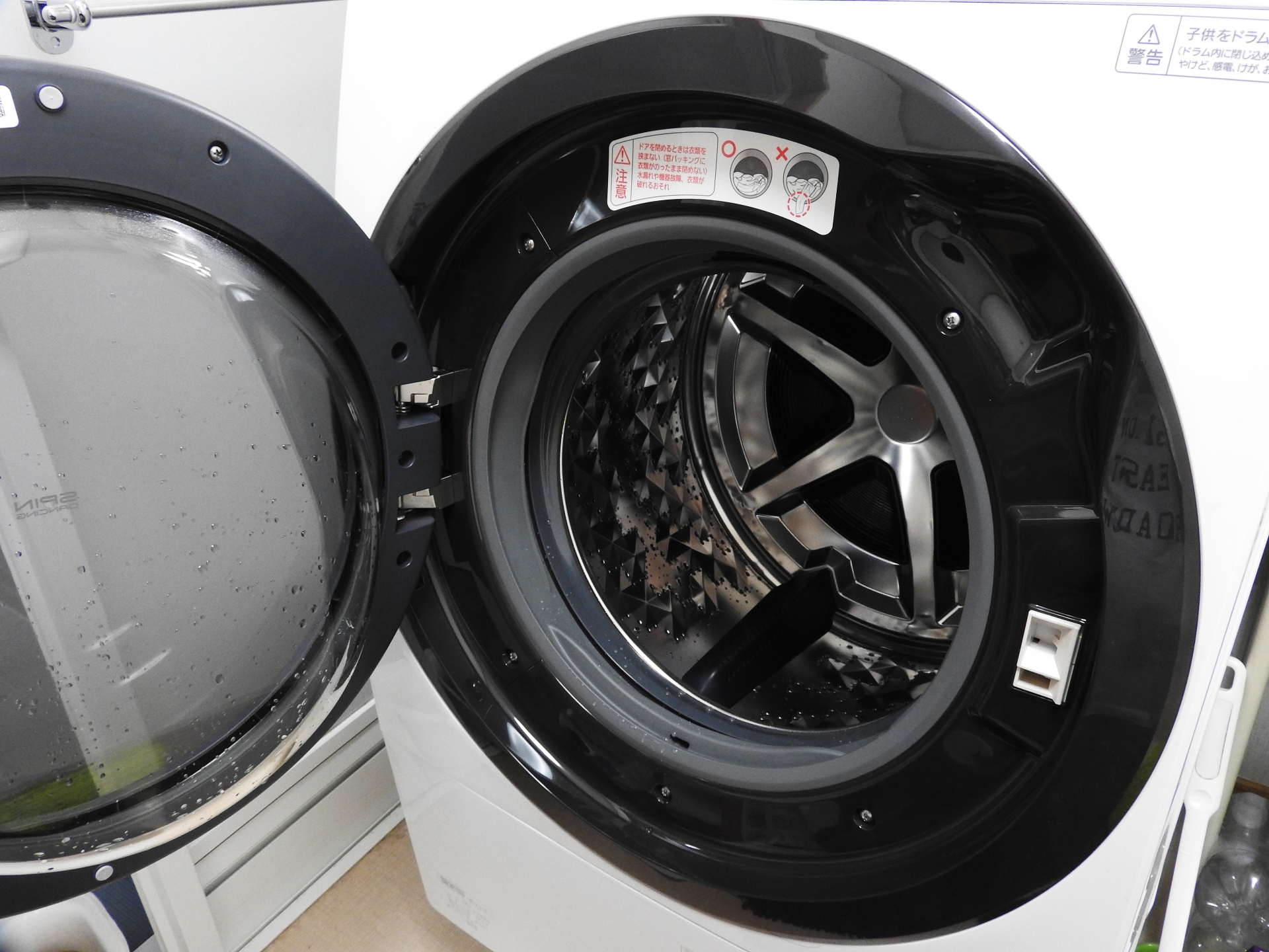 洗濯機の掃除【ドラム式の場合】洗濯槽の掃除法や頻度と予防策