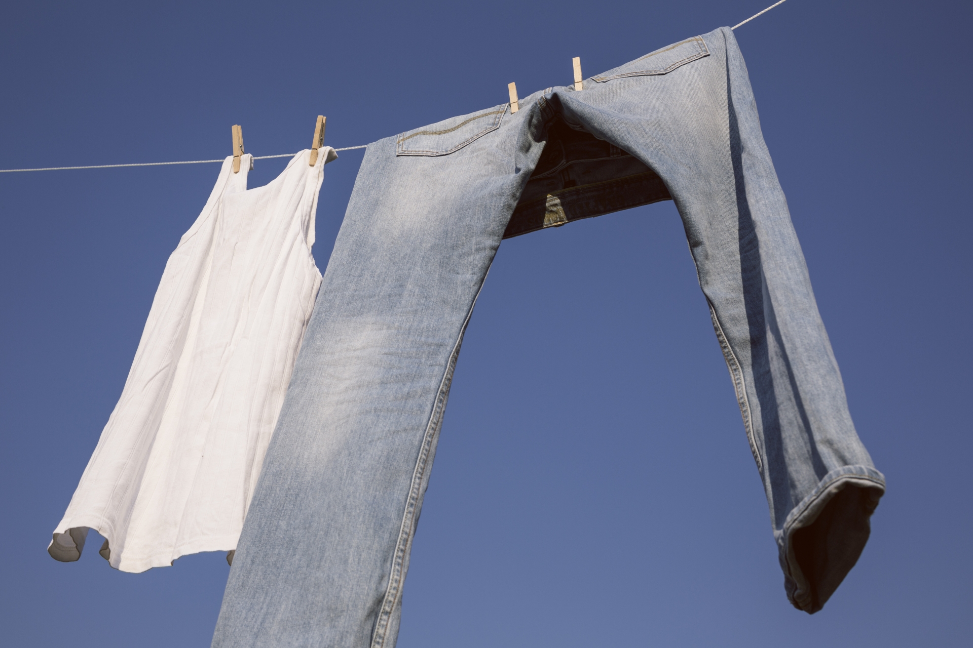 ジーンズの洗濯で使える洗剤選びのコツ、ダメージを防ぐポイント